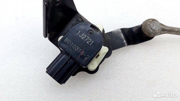 Датчик положения кузова Toyota Rav4 XA50 M20afks