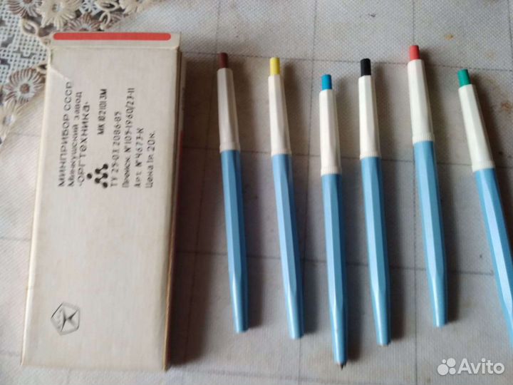 Набор карандашей механических