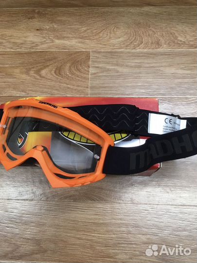 Очки маска Madhead