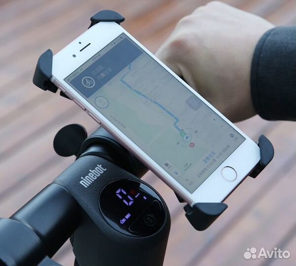 Держатель для смартфона на руль электросамоката