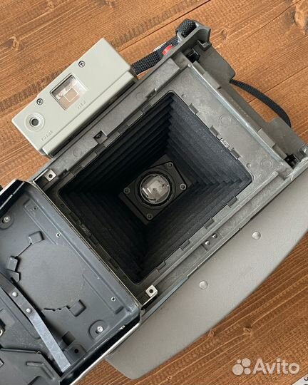 Polaroid 320 Land Camera