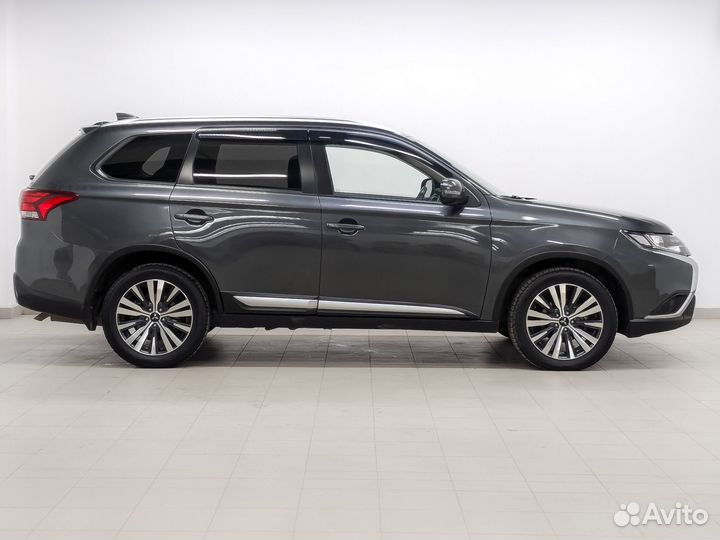 Mitsubishi Outlander 2.4 CVT, 2020, 186 752 км