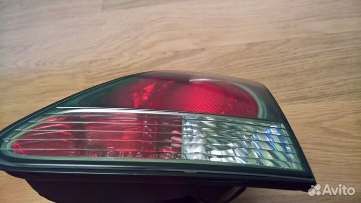 Фонарь задний Lexus RX300