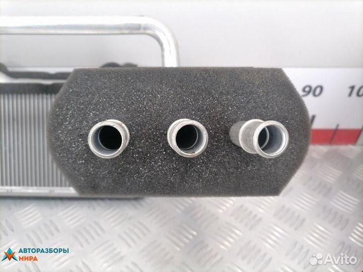 Радиатор отопителя (печки) BMW 5 F07/F10/F11 2013