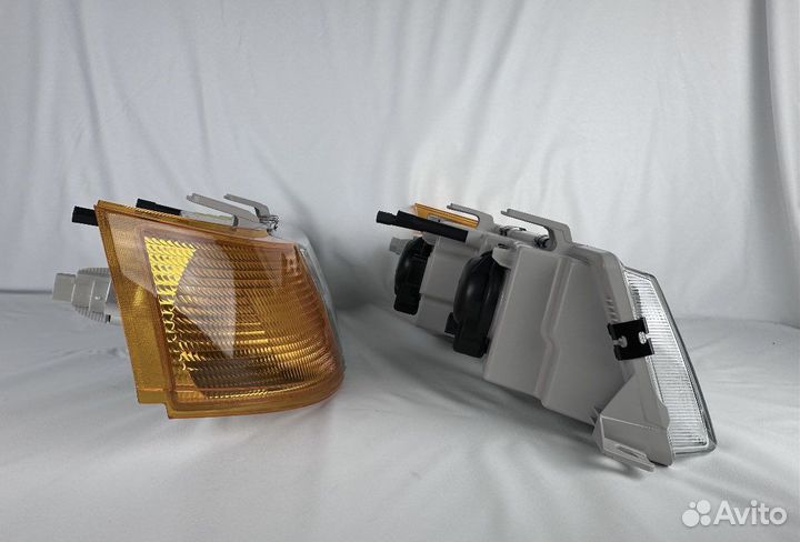 Передние фары 2110 комплект