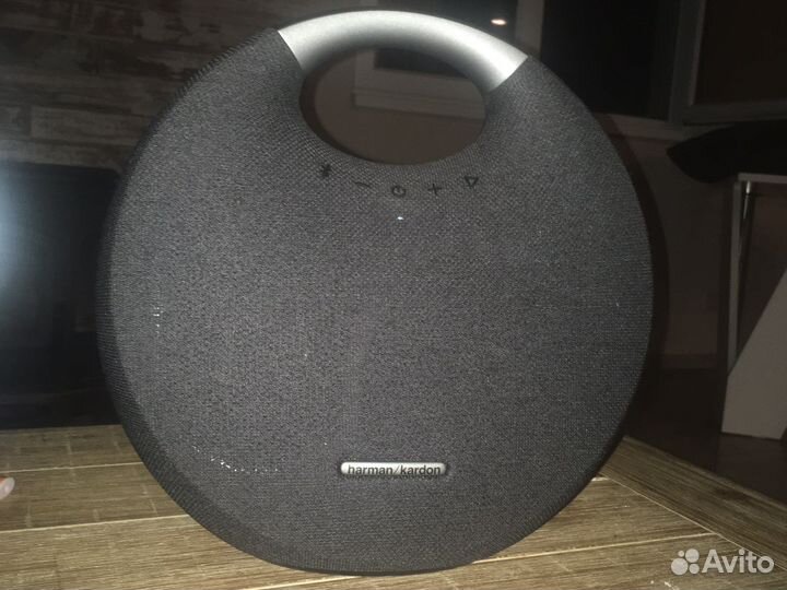 Колонка harman kardon onyx 5