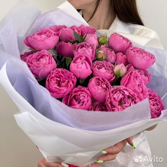 Букет пионовидных роз 