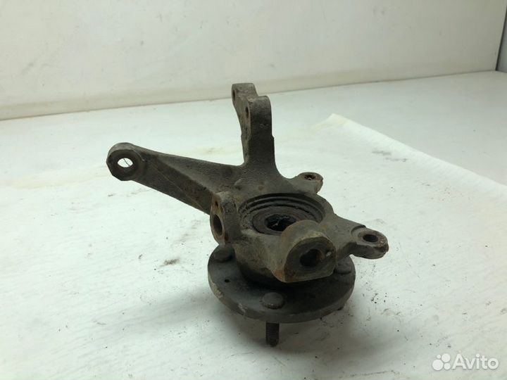 Кулак поворотный передний левый Hyundai Elantra3