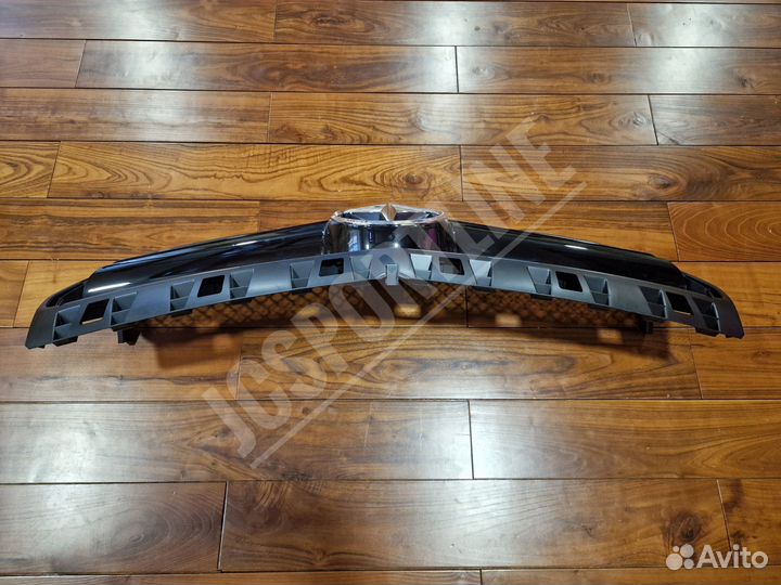 Решетка радиатора Mercedes A45 AMG W176