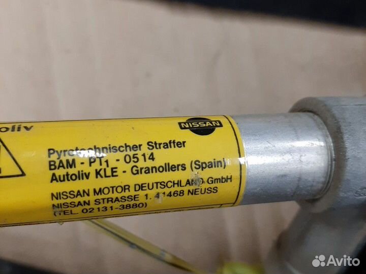 Ремень безопасности Nissan Primera P11