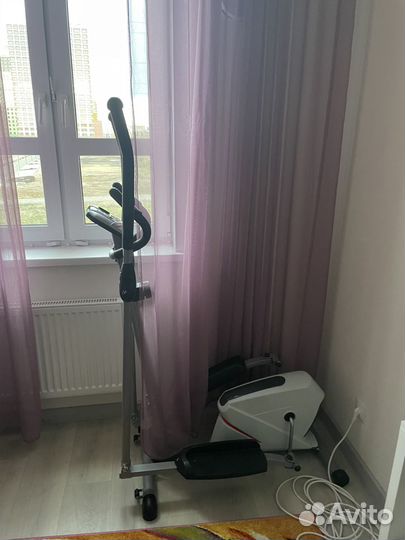 Эллиптический тренажер