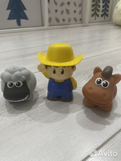 Трактор с прицепом