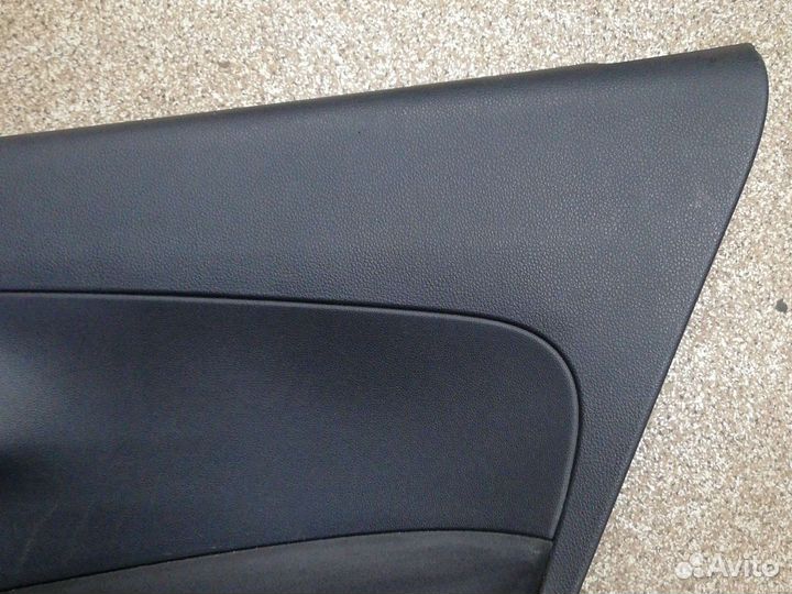 Volkswagen Polo Обшивка двери задняя правая