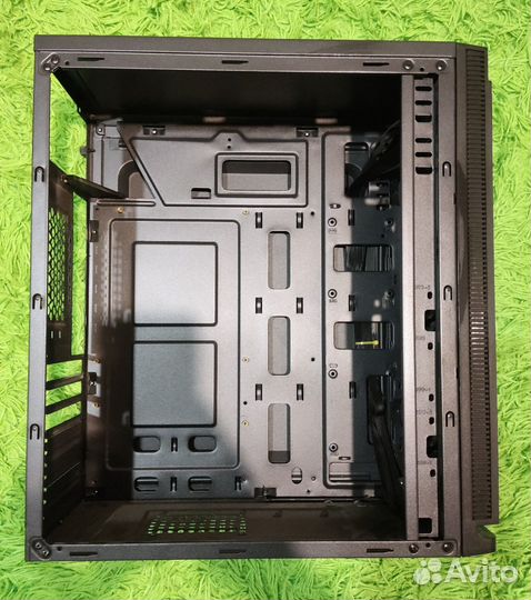 Компьютерный корпус Ginzzu