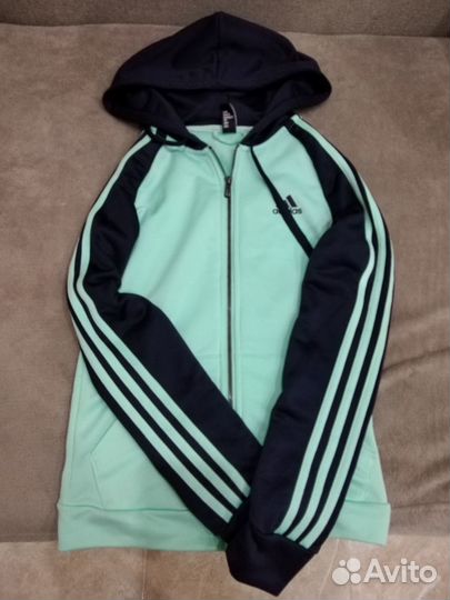 Спортивный костюм adidas.Женский