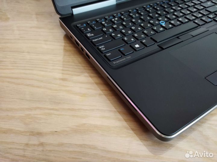 Dell precision 7520 рабочая станция