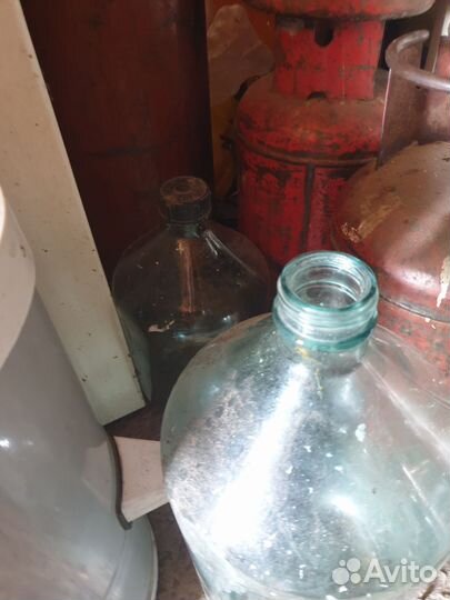 Бутыли стеклянные 20л