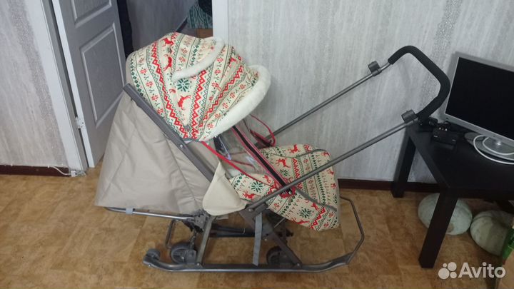 Детские санки с колесами