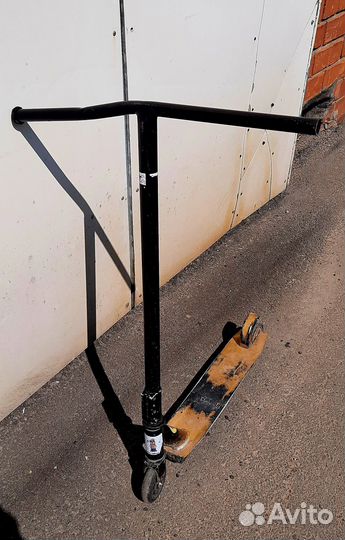 Трюковой самокат