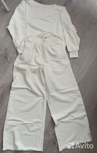 Спортивный костюм женский новый