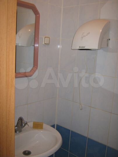 Помещение свободного назначения, 71 м²