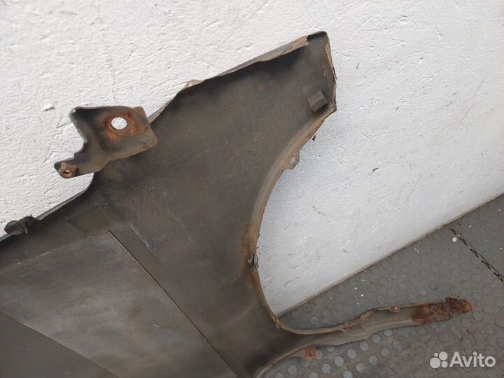 Крыло Nissan Elgrand, 1999