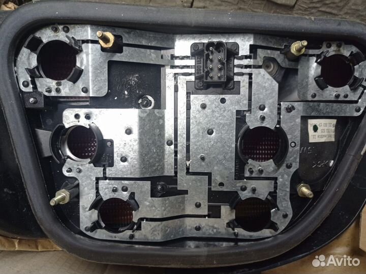 Задние фонари Бмв Е 38