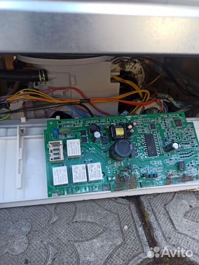 Посудомоечная машина Indesit на запчасти