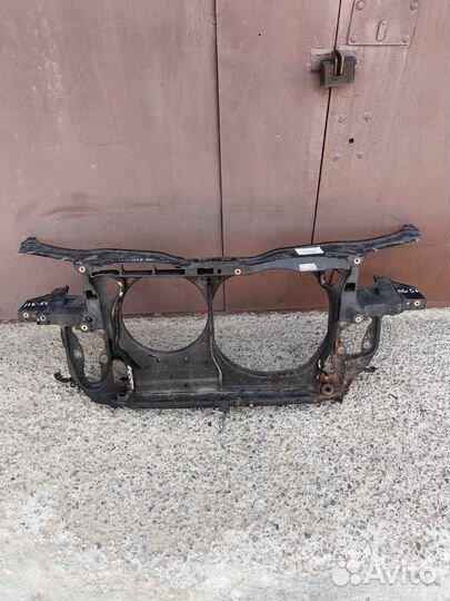 Телевизор Рамка Радиатора Пассат Б5+ 3B0805594