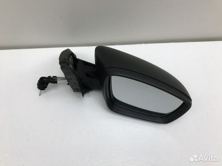 Зеркало правое механическое Skoda Rapid
