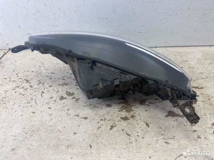 Фара правая Renault Arkana 2018