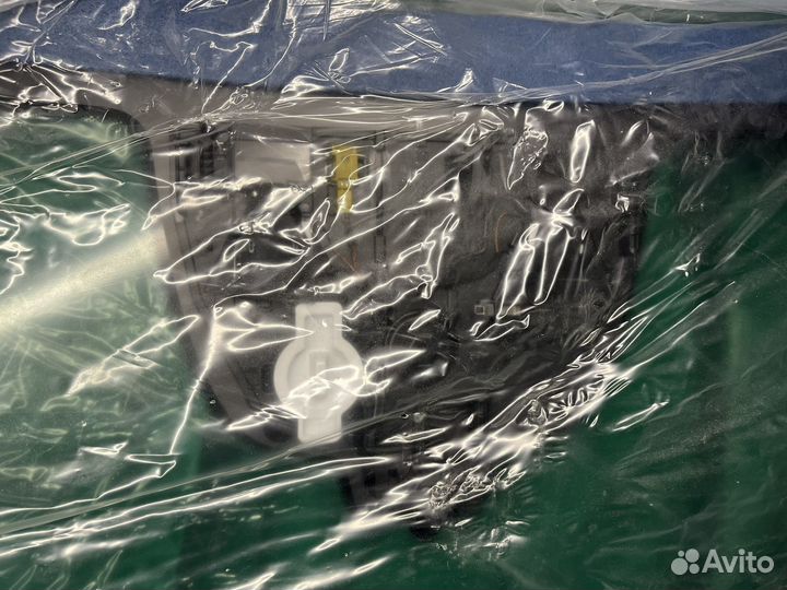 Стекло Mercedes GLS W167 A1676700300, A1676701102