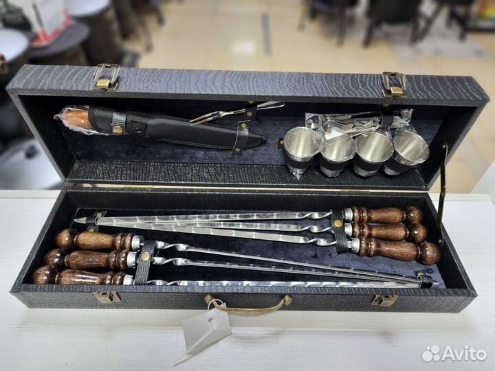 Набор шампуров подарочный в кейсе арт31