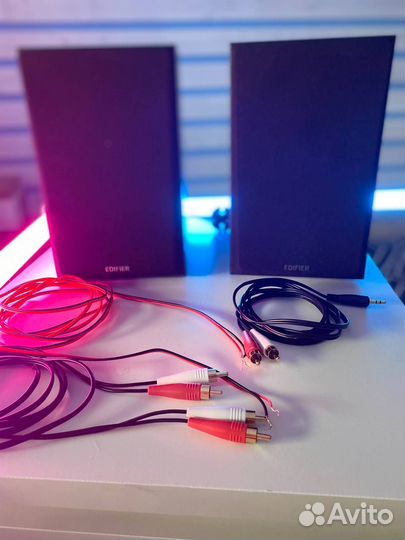 Колонки 2.0 Edifier R1100