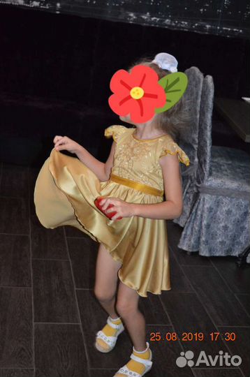 Новогоднее платье куклы(цветок,дюймовоч)