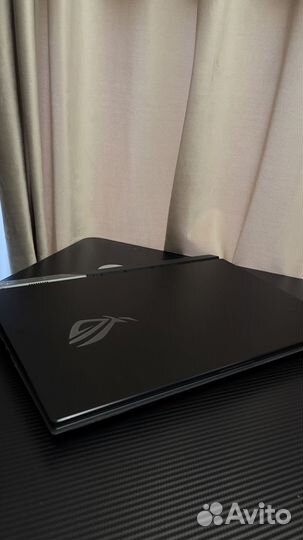 Игровой ноутбук Asus Rog Strix Scar 17