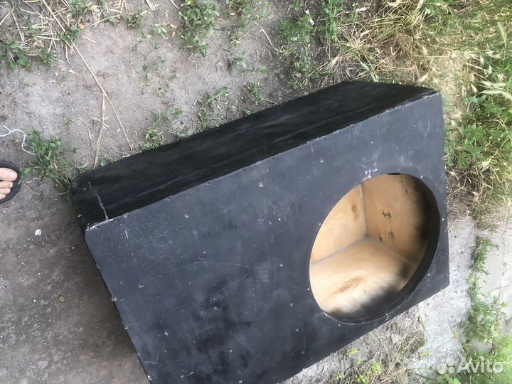 Короб для сабвуфера 18 на трубе