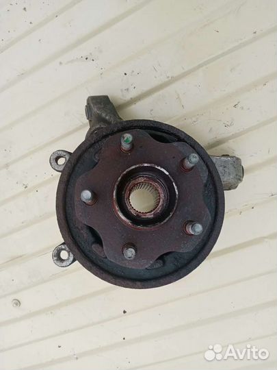 Цапфа задняя правая infiniti g35 v36 VQ35HR 2006