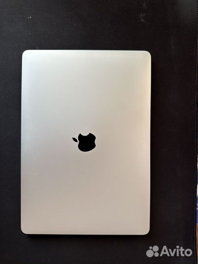 Macbook air m1 2020
