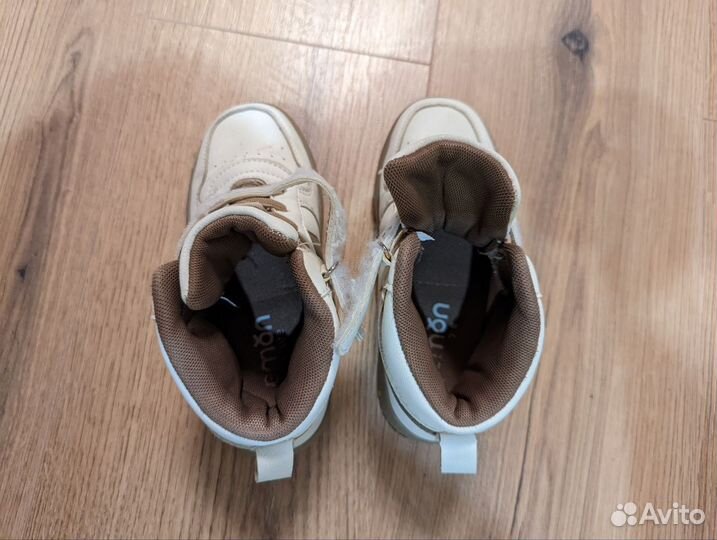 Кроссовки детские высокие р-р 29 очень хор сост