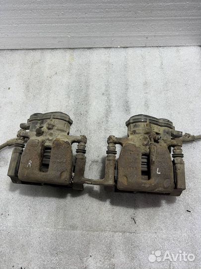 Суппорт задний Audi A4 B8