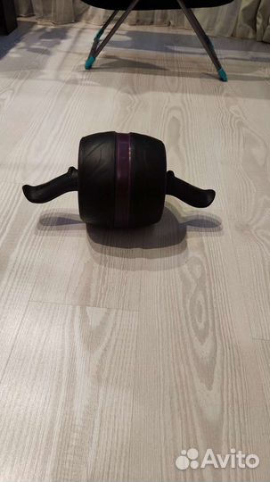 Ролик колесо для пресса с возвратным механизмом