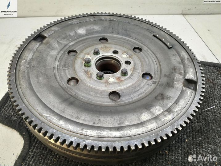 Маховик 124029910 на Volkswagen Passat B5+ (GP)