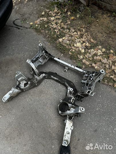 Подрамник передний BMW F01 F10