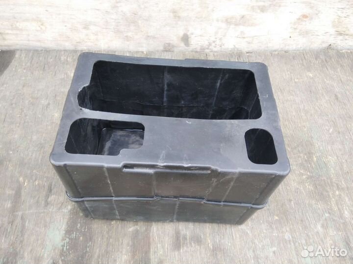 Honda Pilot 2 ящик под акб