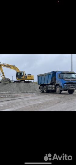 Водитель самосвала