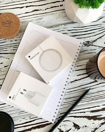 MagSafe Charger & Adapter 20W