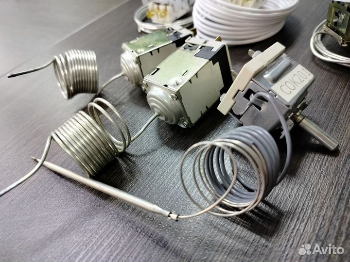 Запчасти на холодильник новые