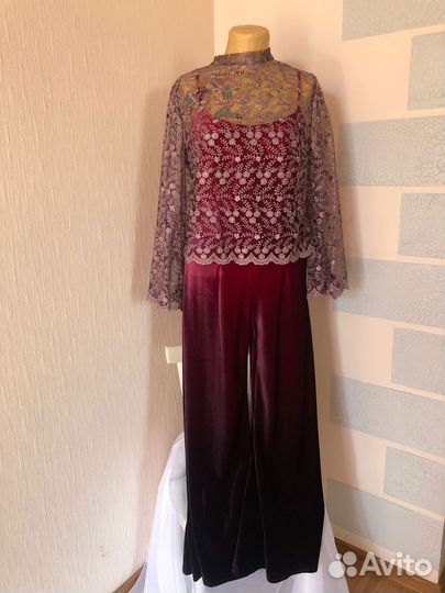 Костюм комбинезон и блуза 48 р