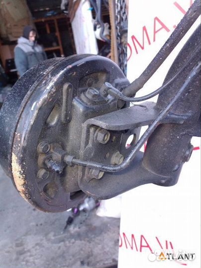 Балка подвески задний nissan march